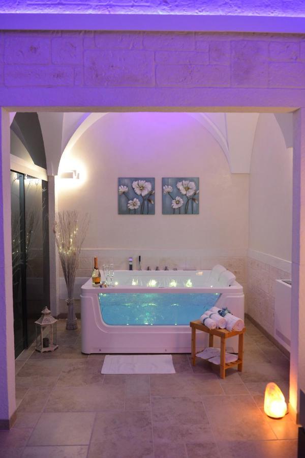Suite Laurel Spa Con Idromassaggio 法萨诺 外观 照片