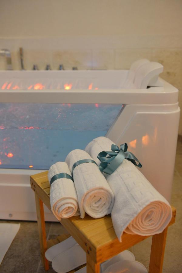 Suite Laurel Spa Con Idromassaggio 法萨诺 外观 照片