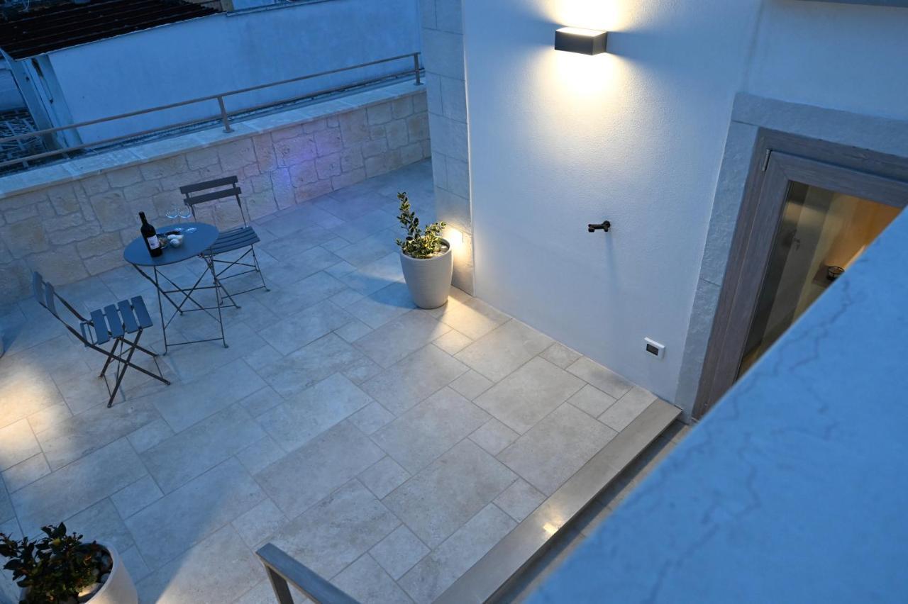 Suite Laurel Spa Con Idromassaggio 法萨诺 外观 照片