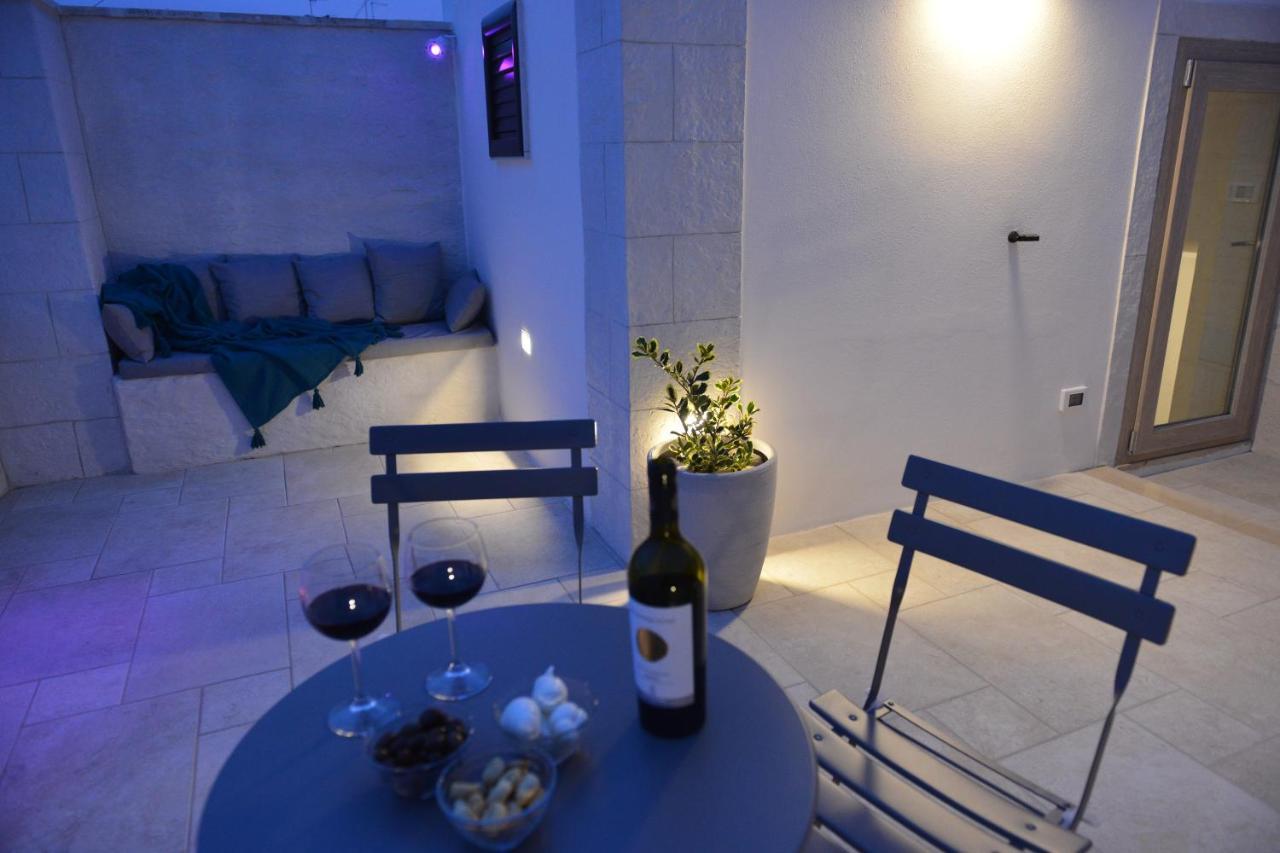 Suite Laurel Spa Con Idromassaggio 法萨诺 外观 照片