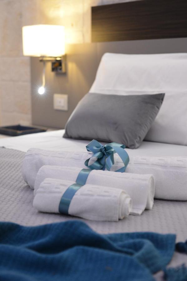 Suite Laurel Spa Con Idromassaggio 法萨诺 外观 照片