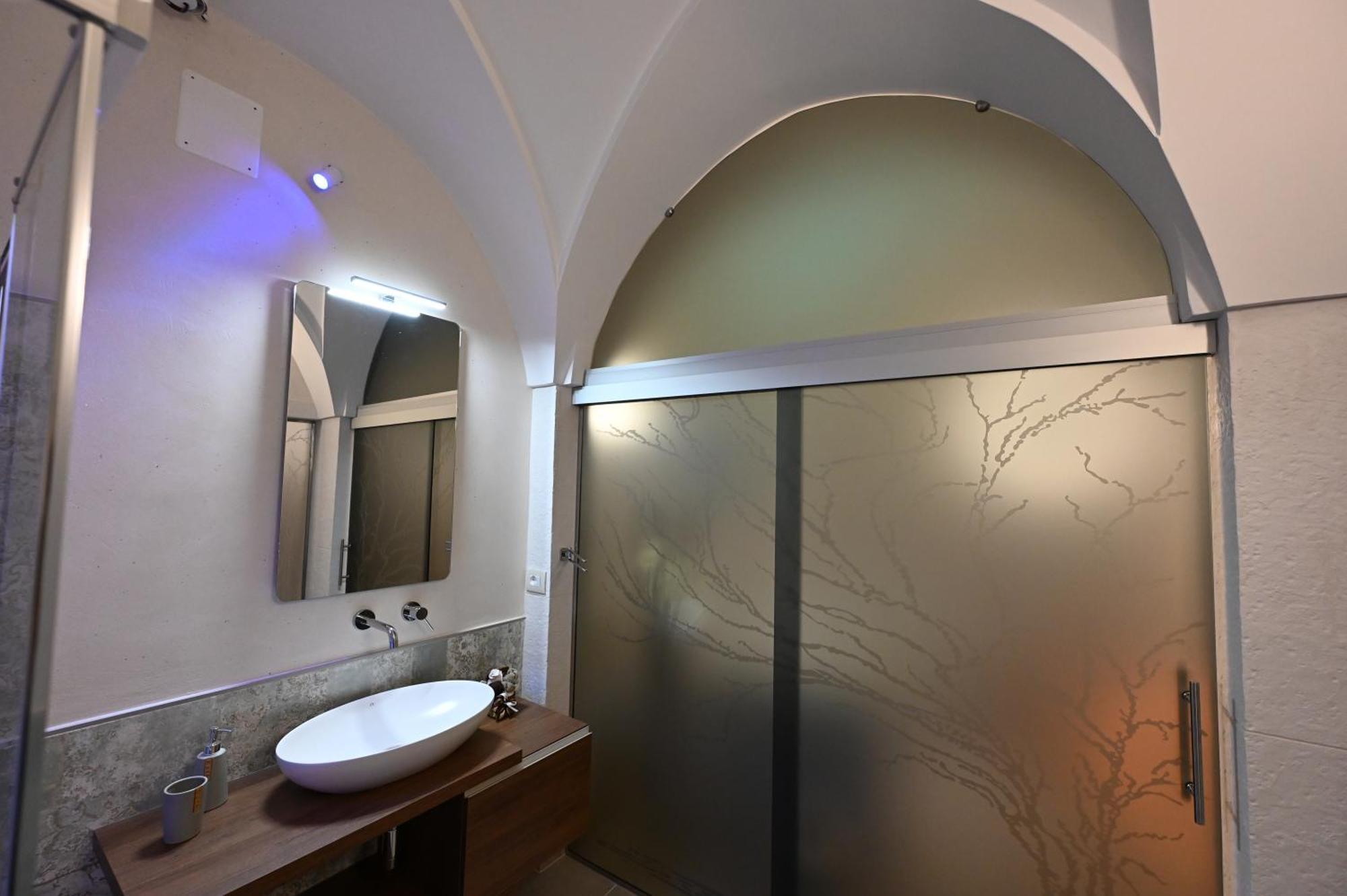 Suite Laurel Spa Con Idromassaggio 法萨诺 外观 照片