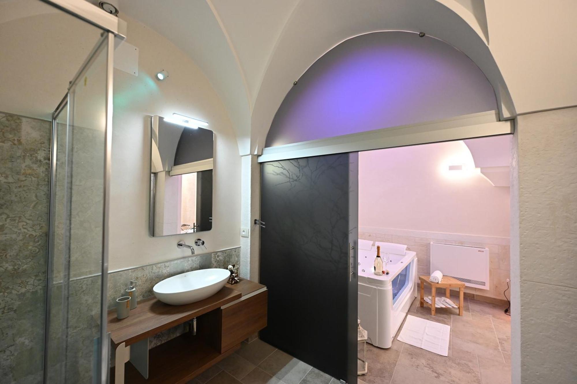 Suite Laurel Spa Con Idromassaggio 法萨诺 外观 照片