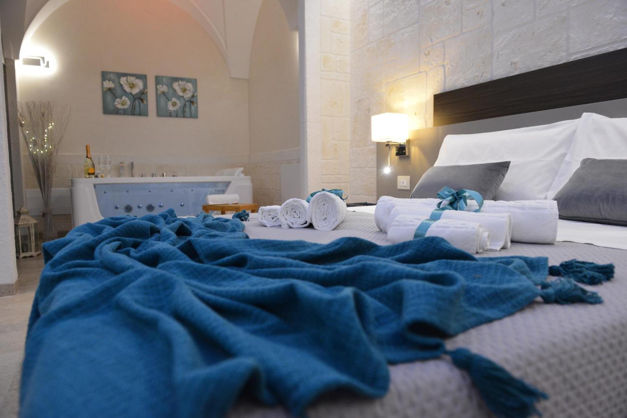 Suite Laurel Spa Con Idromassaggio 法萨诺 外观 照片